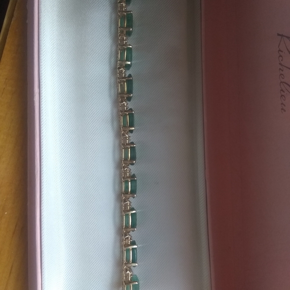 14KT Y/G 29CT Fabulous Emerald Diamond Bracelet - Picture 12 of 17